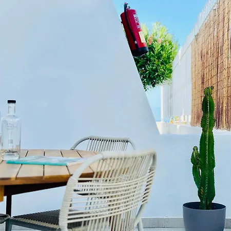 Canaryislandshost L Sal De Mar